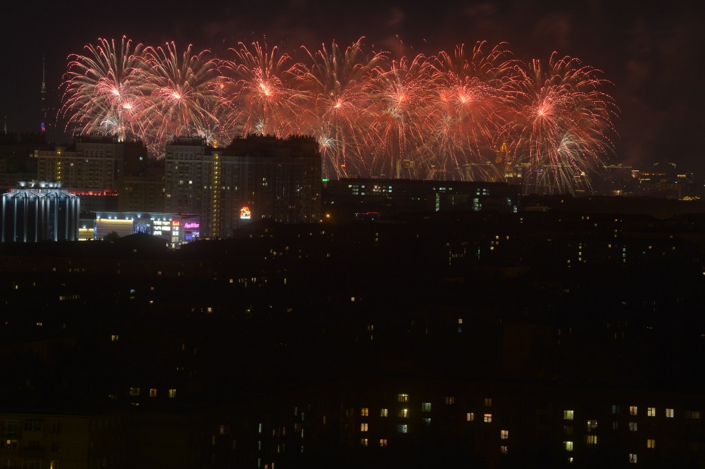 Щелково день города салют. Во сколько салют в Москве 9 мая.