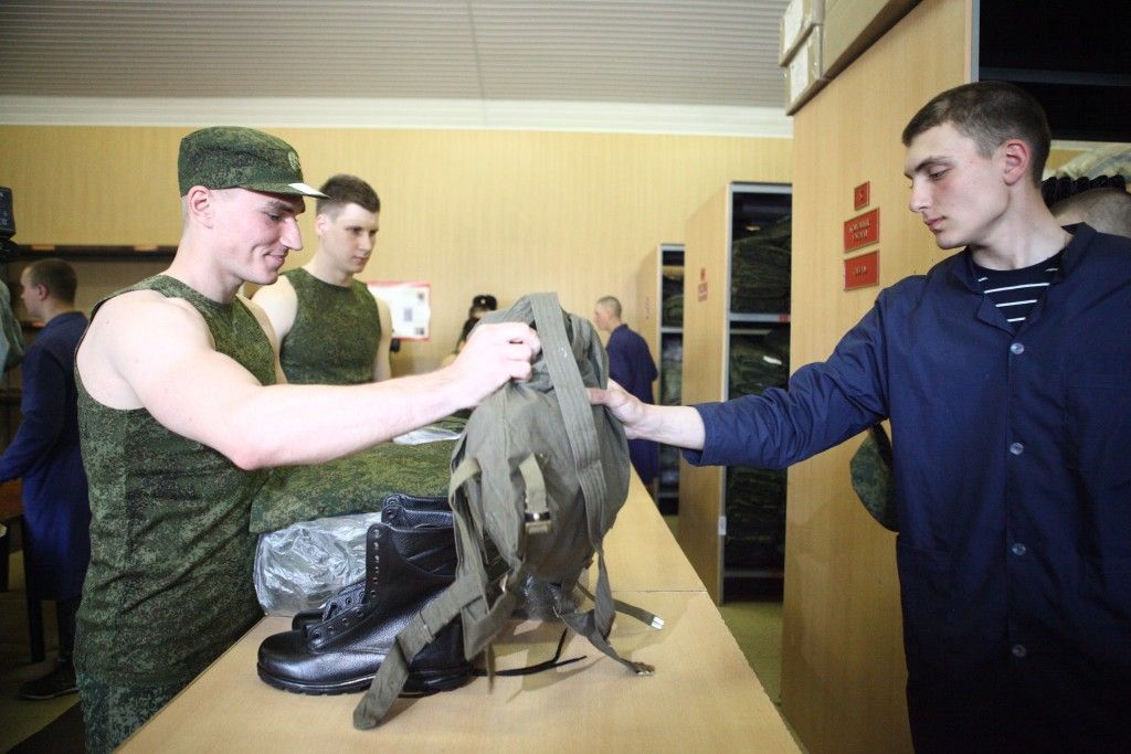 Сим военкомат. Призывники в военкомате. Военкомат Москва. Военкомат мобилизация.