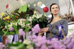 Цветочные магазины Москвы проверят на подпольную торговлю ландышами