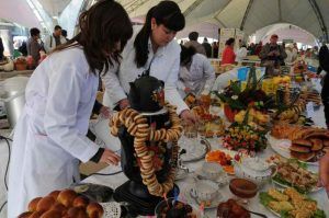 Москвичей научат печь древнерусские баранки на фестивале «Наш продукт»