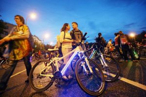 Ночной велопарад стал третьим по счету в этом году. Фото: "Вечерняя Москва"