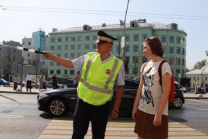 Сотрудники ГИБДД проверят улицы столицы. фото: "Вечерняя Москва"