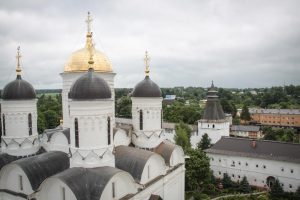 Ограду Златоустовского монастыря нашли в районе. Фото: Павел Волков, «Вечерняя Москва»