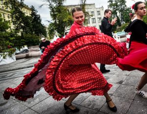 Открытый танцевальный вечер состоится в Саду имени Баумана. Фото: Пелагия Замятина, «Вечерняя Москва»