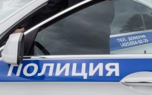Полицейские ЦАО задержали подозреваемую в присвоении денежных средств. Фото: «Вечерняя Москва»
