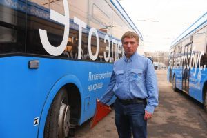 Больше шести миллионов пассажиров перевезли столичные электробусы. Фото: Александр Кожохин,, "Вечерняя Москва"