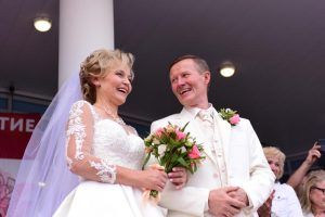 За два дня столичные ЗАГСы зарегистрировали более тысячи браков. Фото: Пелагия Замятина, «Вечерняя Москва»