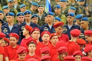 Ученики кадетских классов и юнармейцы примут участие в параде 7 ноября. Фото: Светлана Колоскова, «Вечерняя Москва»