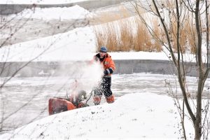 Почти 500 дворовых территорий очистили от снега в районе. Фото: Пелагия Замятина, «Вечерняя Москва»