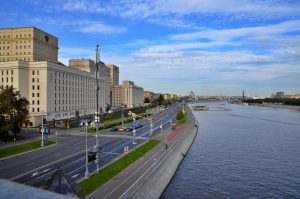 Москва передала владельцам нежилых помещений места общего пользования. Фото: Анна Быкова