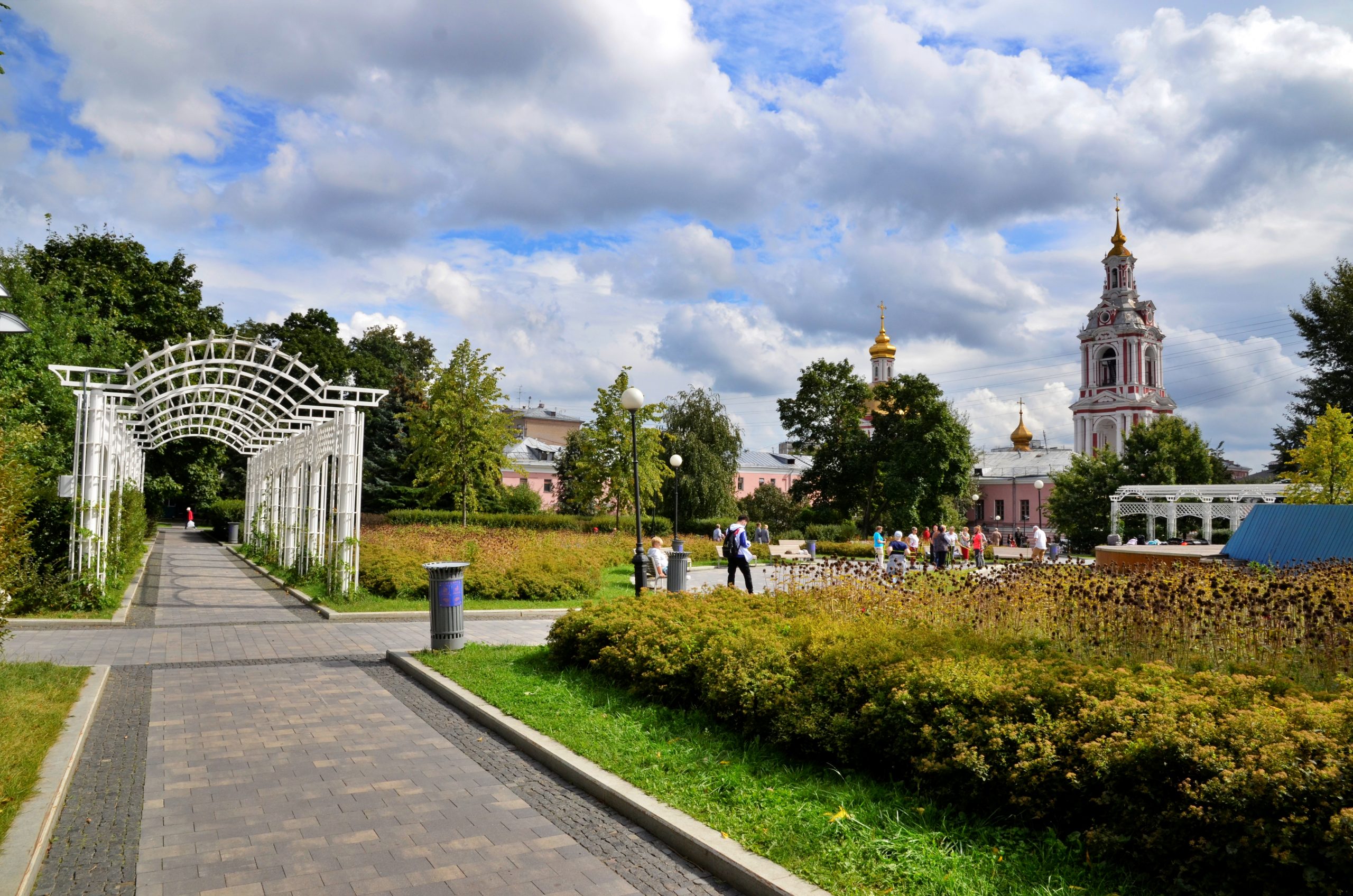 Сад имени баумана фото