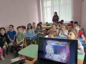День космонавтики отметили в подготовительной группе школы №345. Фото: социальные сети учреждения
