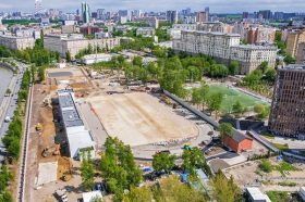 Поле для регби обустраивают на стадионе «Металлург». Фото: Пресс-служба комплекса городского хозяйства города Москвы