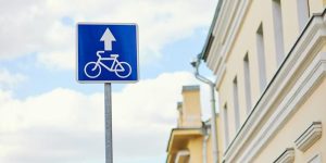 Новая велополоса будет проходить через Басманный район. Фото: пресс-служба Департамента транспорта и развития дорожно-транспортной инфраструктуры города Москвы