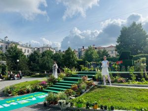 «Зеленый подиум»: фестиваль моды состоится в Саду имени Н.Э. Баумана. Фото: Telegram-канал Сада имени Н.Э. Баумана