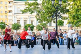 «Лето в Москве»: танцевальные мастер-классы пройдут в районе. Фото: пресс-служба Департамента торговли и услуг города Москвы