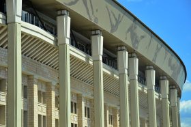 Гибридная ледовая площадка откроется в «Лужниках» 3 августа. Фото: Анна Быкова, «Вечерняя Москва»