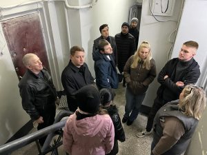 Обход территории провел замглавы управы района. Фото: страница управы Басманного района в социальных сетях