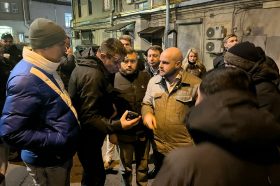 Обход дома совершил глава управы. Фото: страница управы района в социальных сетях