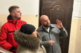 Обход территории провел глава управы. Фото: страница управы Басманного района в социальных сетях