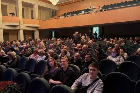 Праздничное мероприятие провели юные парламентарии района. Фото: страница Молпалаты Басманного района в социальных сетях