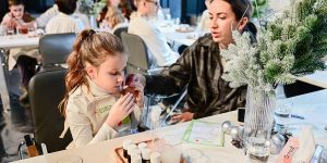 Представители академии парфюмерии Центра социальной интеграции провели инклюзивный курс. Фото: пресс-служба Департамента труда и социальной защиты населения города Москвы