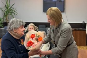 Литературный част провели юные парламентарии района. Фото: страница Молпалаты района в социальных сетях