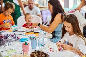 О помощи экологии в районе рассказали москвичам. Фото: пресс-служба Департамента культуры города Москвы